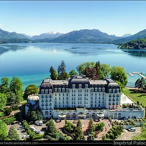  Apartment Le Bleu Du Lac: Lakeside Serenity With Private Parking